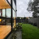 Brand-New Luxury 5 Bedroom House In Epsom